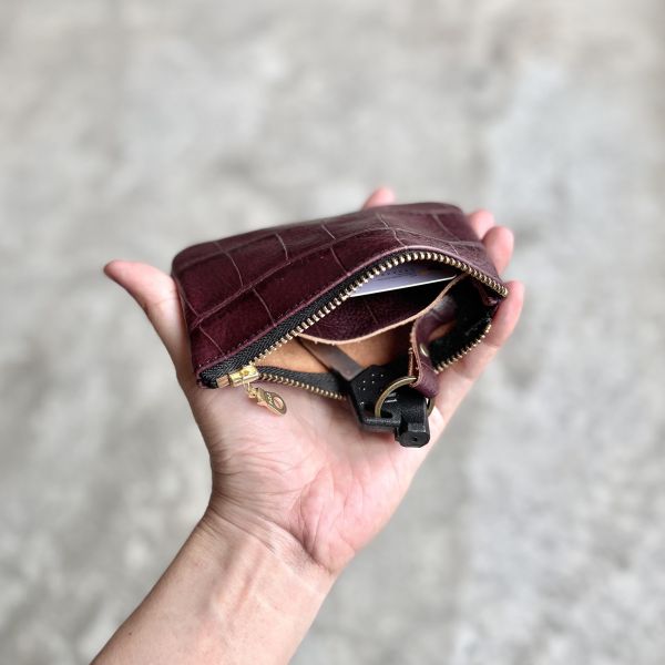 鑰匙卡片包-紅酒鱷魚 