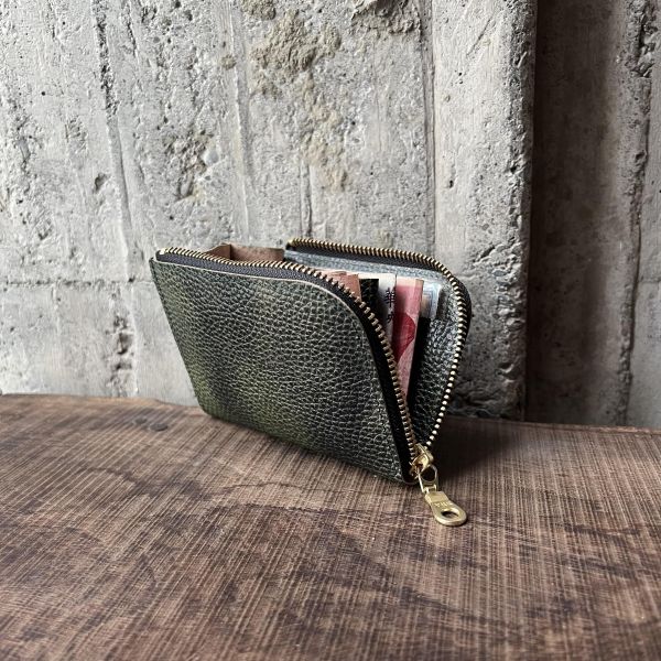 多夾層L形拉鍊短夾-麋鹿墨綠 