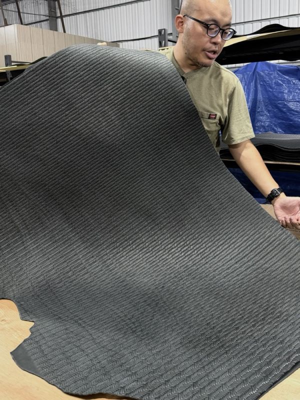 黑色（BLACK）- 義大利GIUNCO植鞣牛皮 