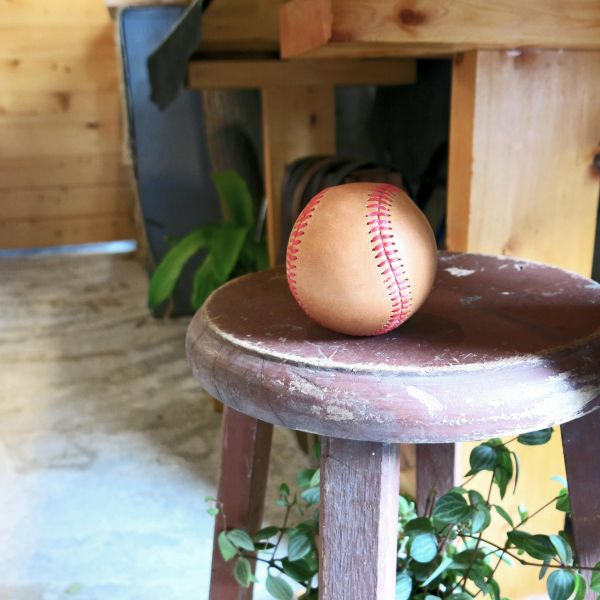 手縫植鞣革棒球 