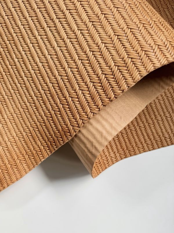 淺棕（DARK TAN）- 義大利GIUNCO植鞣牛皮 