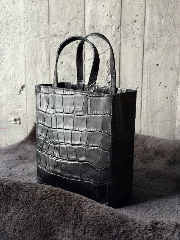 mini真牛皮紙袋-黑鱷魚 