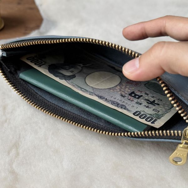 大容量鈔票包-霧藍 