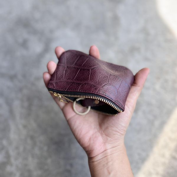 拉鍊鑰匙包-紅酒鱷魚 