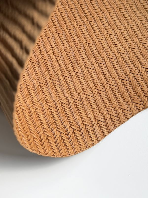 淺棕（DARK TAN）- 義大利GIUNCO植鞣牛皮 