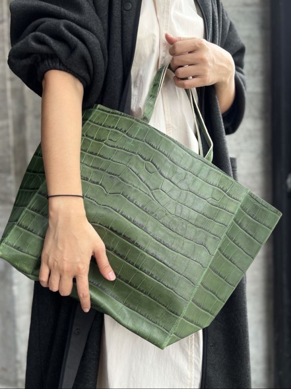 超大真牛皮紙袋-綠鱷魚 