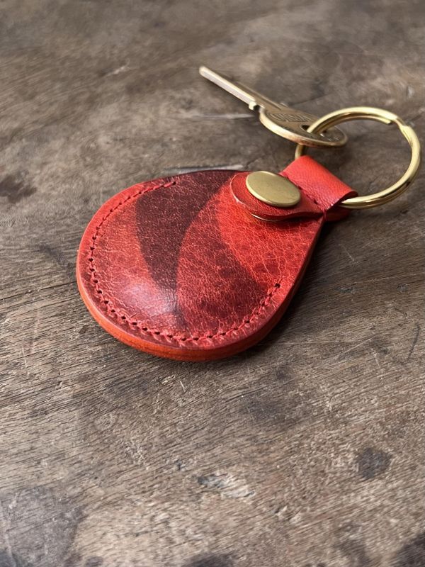 迷彩AirTag磁扣皮套-麻辣紅 