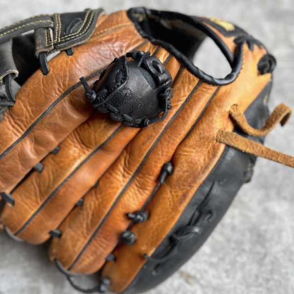 迷你棒球手套-黑色 