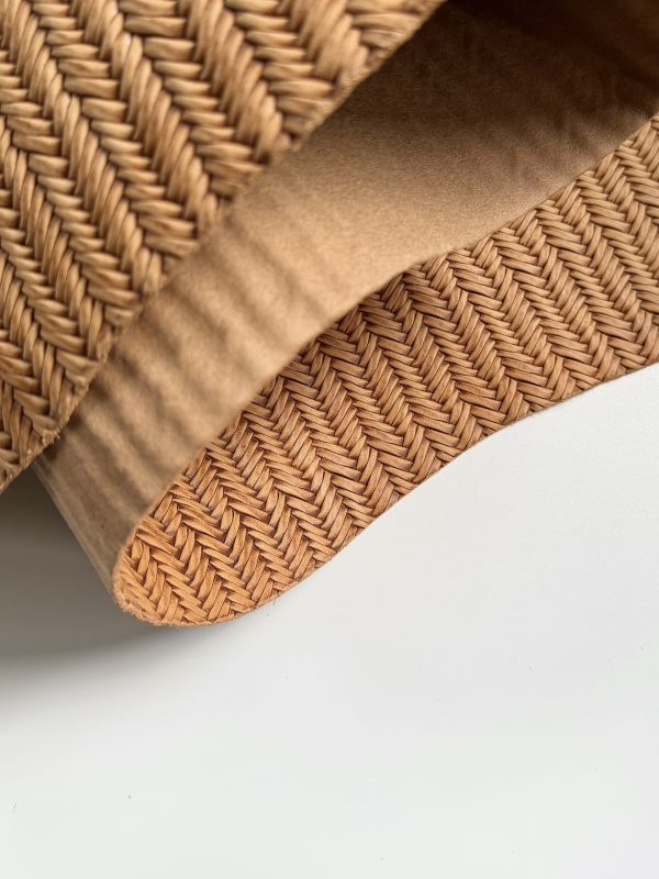 淺棕（DARK TAN）- 義大利GIUNCO植鞣牛皮 