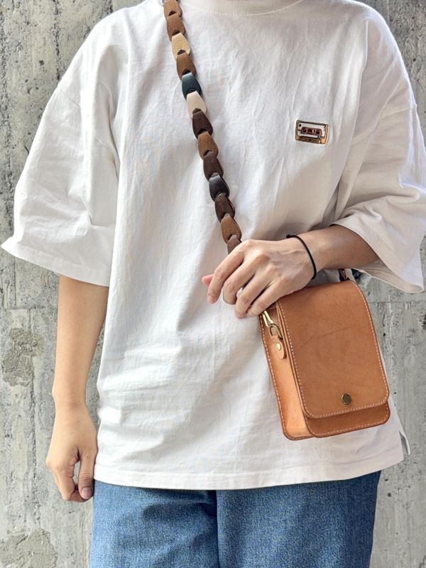 我愛。背帶-官網限定彩色8-麋鹿與樹 