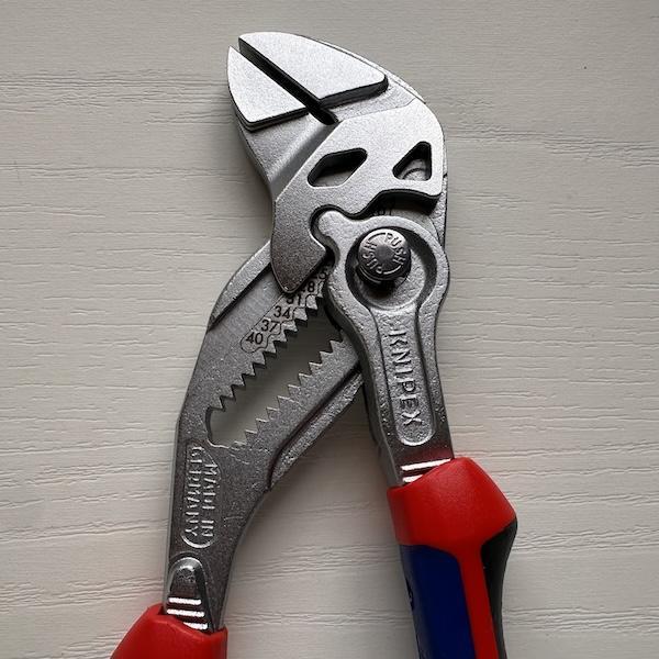 Knipex 86 05 180 新版 水管鉗 活動扳手 7吋 Knipex 86 05 180 水管鉗 活動扳手