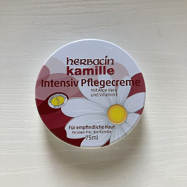Herbacin 鐵盒護手霜75 ml 手足龜裂修護霜 wuta kamille 小甘菊手足龜裂修護霜