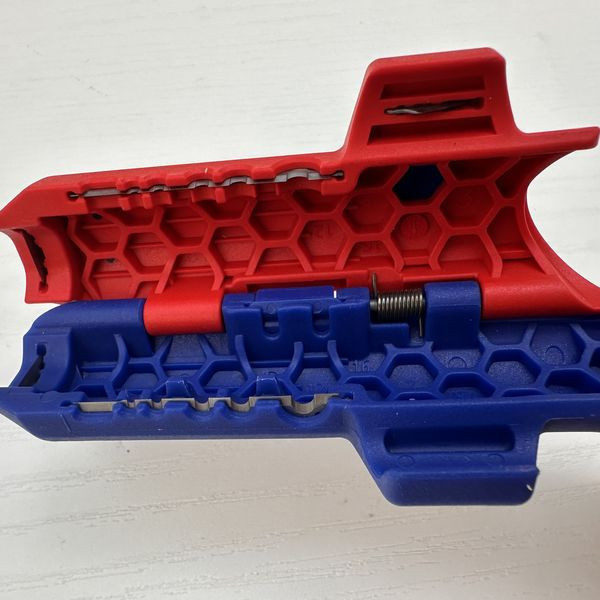 Knipex 16 95 03 SB ErgoStrip PV 太陽能剝線鉗 Knipex 16 95 03 SB ErgoStrip® PV 太陽能剝線鉗