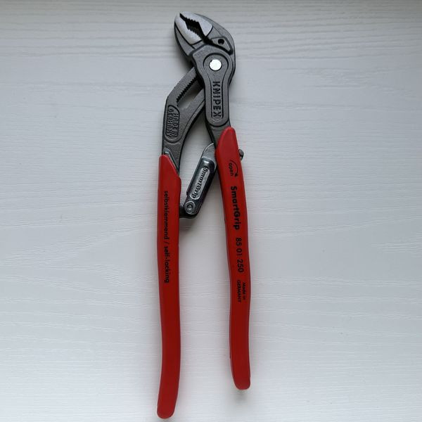 Knipex 85 01 250 水管鉗 Knipex 85 01 250 水管鉗