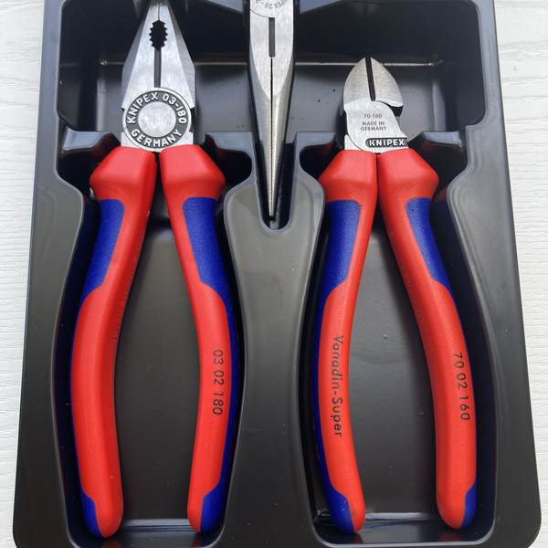 Knipex 00 20 11 鉗子三件組 鋼絲鉗、斜口鉗、尖嘴鉗 德國 Knipex 00 20 11 鉗子三件組(鋼絲鉗、斜口鉗、尖嘴鉗)