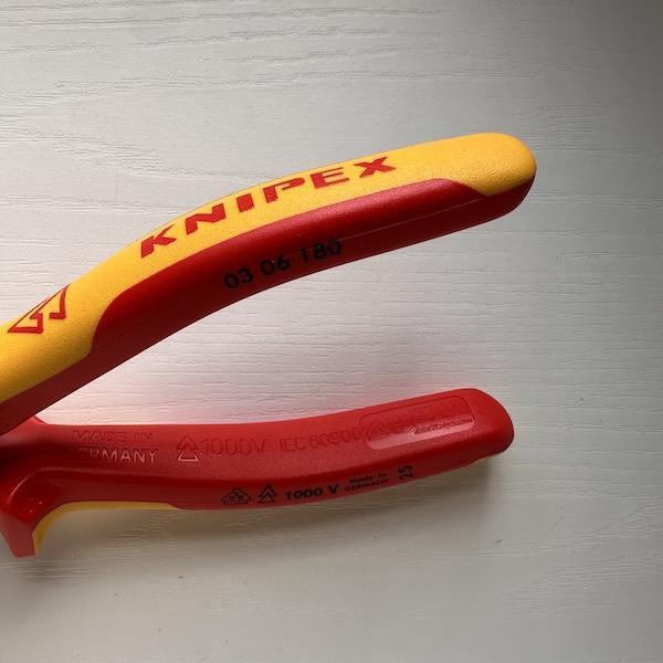 Knipex 03 06 180 絕緣鋼絲鉗 老虎鉗 電工鉗 Knipex 03 06 180 絕緣鋼絲鉗 老虎鉗 電工鉗