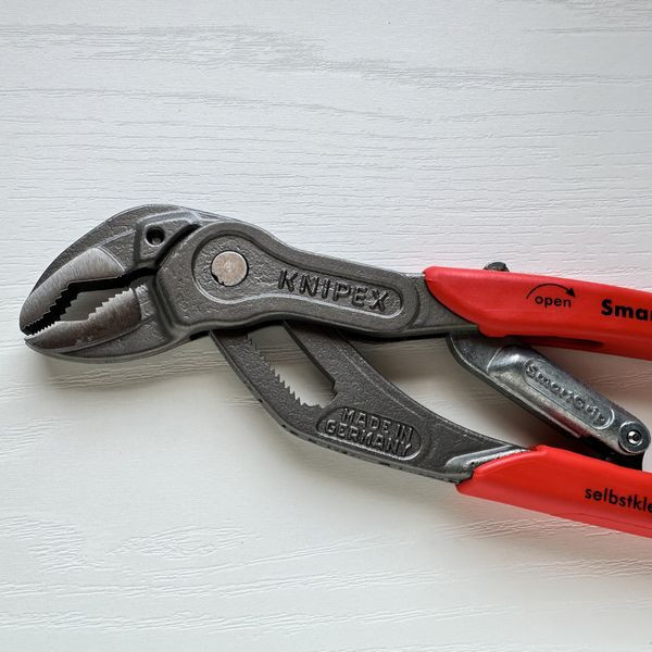 Knipex 85 01 250 水管鉗 Knipex 85 01 250 水管鉗