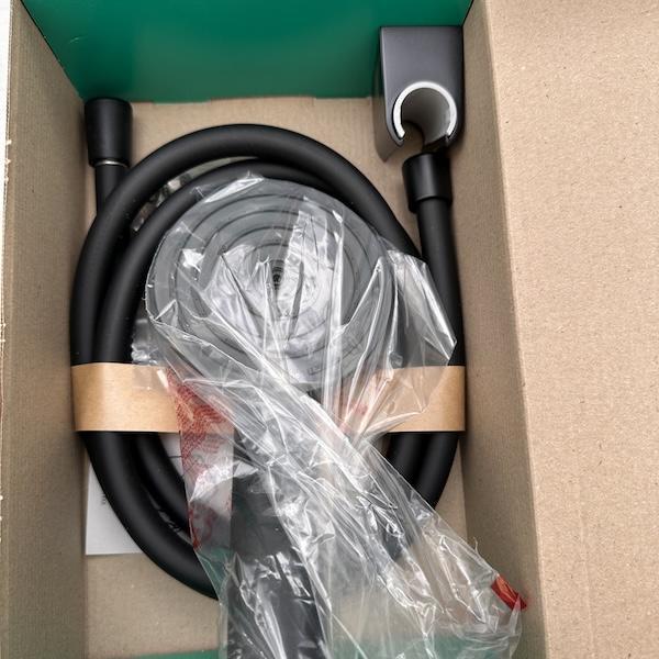 Hansgrohe Pulsify Select S 黑色 蓮蓬頭三件組  ( 三段式蓮蓬頭+軟管160公分+固定架 ) Hansgrohe 24303670 Pulsify Select S 黑色 蓮蓬頭三件組  ( 三段式蓮蓬頭+軟管160公分+固定架 )