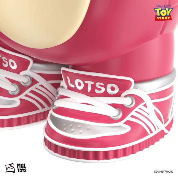 ﹝代購﹞GK  MGL TOYS﹝迪士尼﹞捂眼草莓熊 