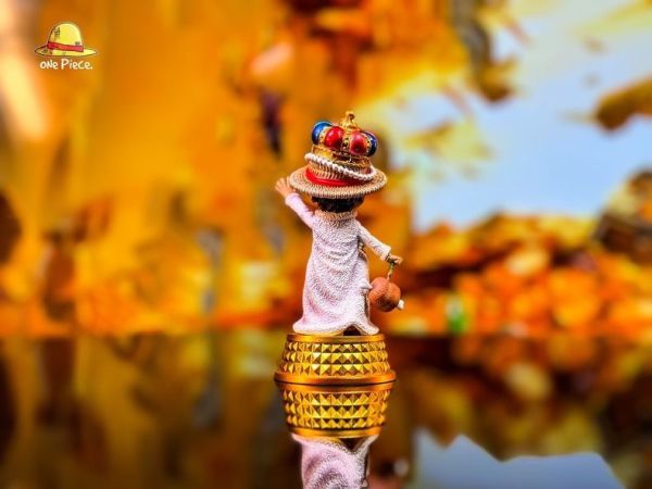 ﹝代購﹞GK  草帽﹝海賊王﹞一周年   特別款  皇冠路飛 