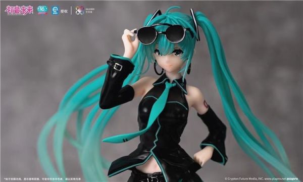 ﹝代購﹞PVC  藝華境﹝初音未來﹞正版授權 初音未來16周年生日紀念 
