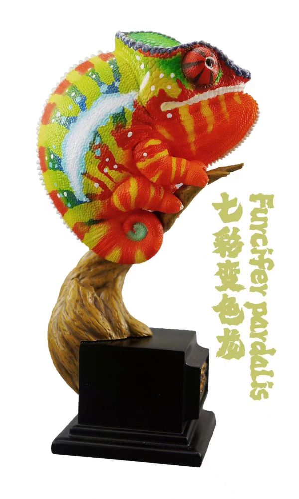 ﹝預購﹞GK  博物志﹝原創﹞變色龍王國 