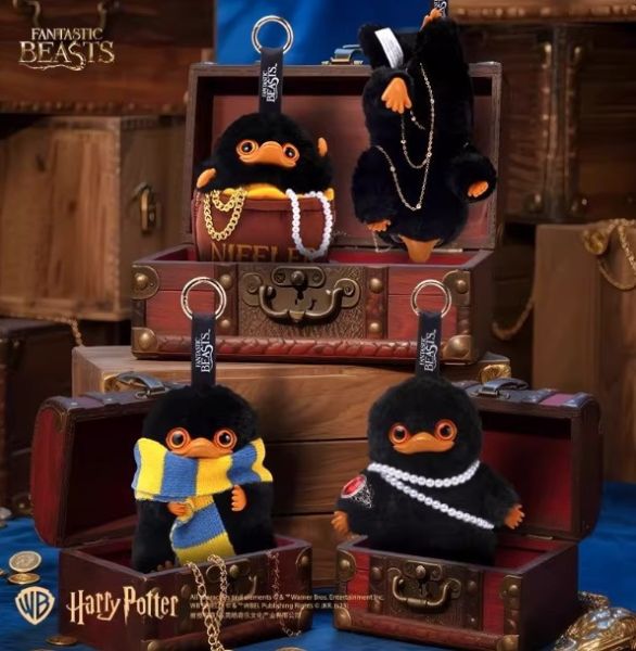 ﹝預購﹞哈利波特神奇動物系列嗅嗅毛絨掛飾盲盒 