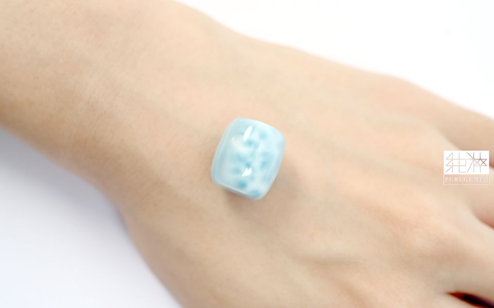 頂級透光玉化海洋拉利瑪桶珠 拉利瑪,Larimar,海紋石