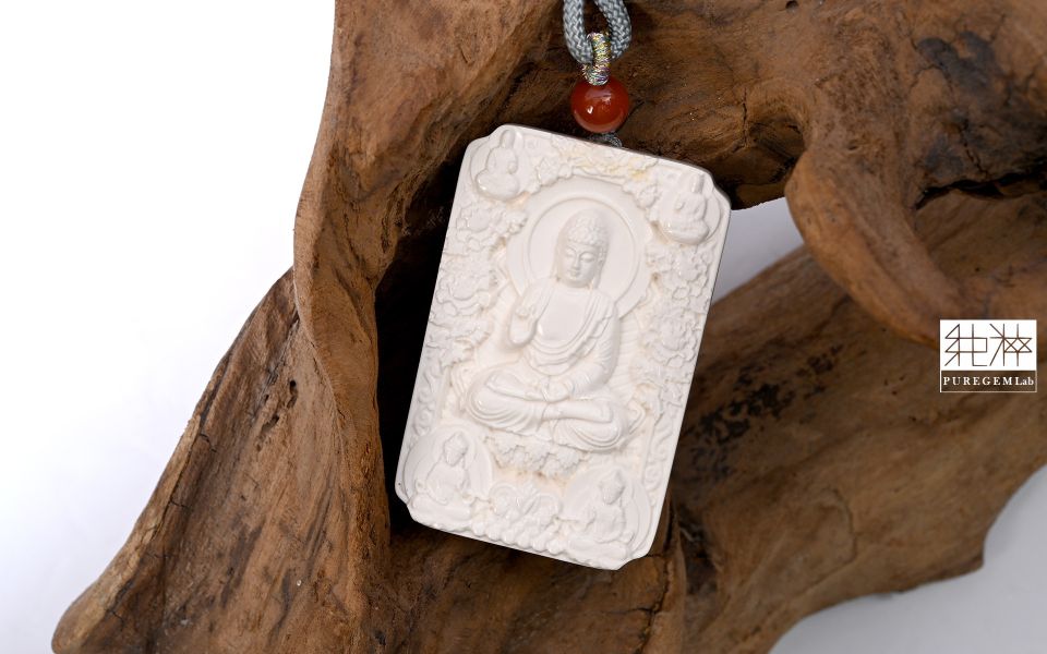 純粹寶石實驗室認證 / 頂級稀有猛瑪象牙大日如來觀音雕件墜 猛瑪象牙,Mammoth Ivory,化石,象牙,西伯利亞,長毛象