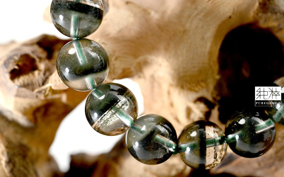 最高收藏級別 / 頂級少見淨體綠幽靈聚寶盆一線天手珠 幽靈水晶,幻影水晶,異象水晶,綠幽靈,紅幽靈,白幽靈,金字塔 Phantom Crystal、Ghost Crystal