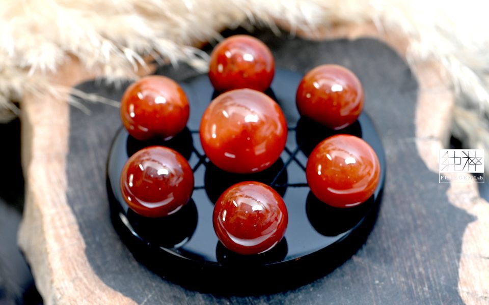 頂級天然濃郁紅兔毛髮晶黑曜盤七星陣 髮晶,紅髮晶,紅兔毛髮晶,Quartz with Inclusions