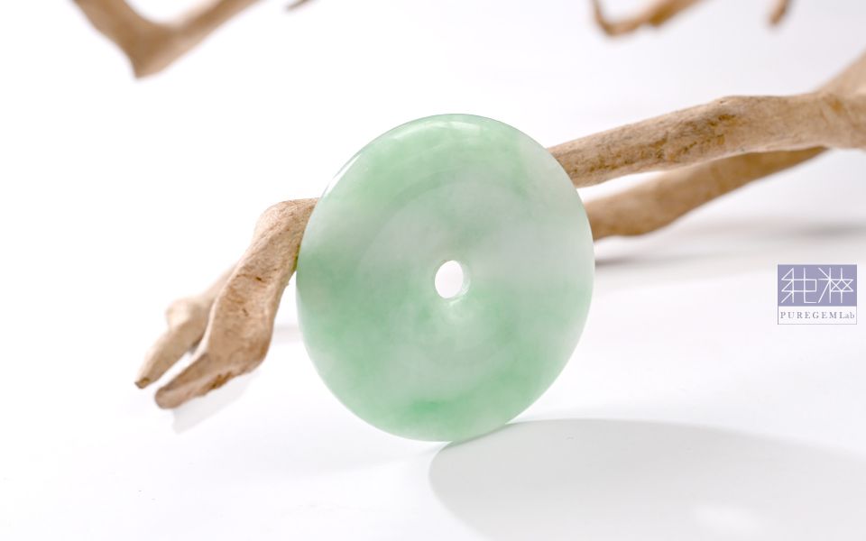 純粹寶石實驗室認證 / 頂端天然A貨飄陽綠翡翠平安扣 翡翠,玉,硬玉,jade,紫翡,黃翡,紅翡,陽綠,老坑,冰種,手鐲,平安扣,無事牌,緬甸,A貨,Jadeite(Jade)