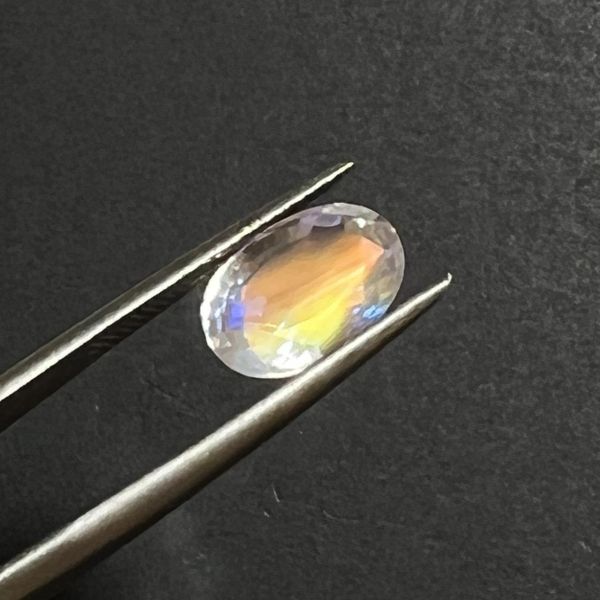 頂級馬達加斯加月光石橢圓形琢型裸石4.03ct 