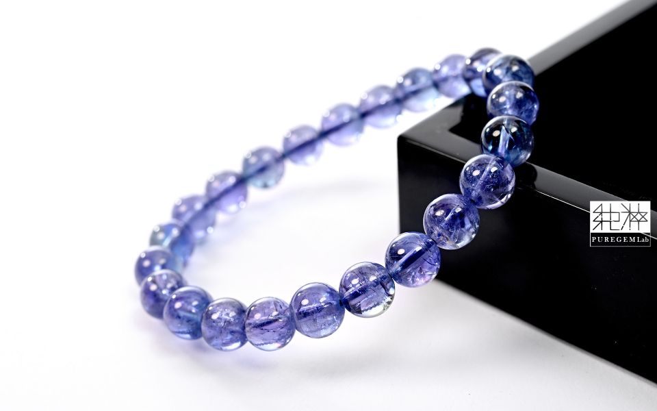 最美典藏 / 頂端透亮 Bluish Violet 藍紫丹泉石手珠 丹泉石,坦桑石