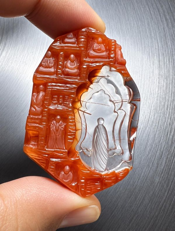 珍藏頂級天然紅兔毛髮晶無相佛墜 