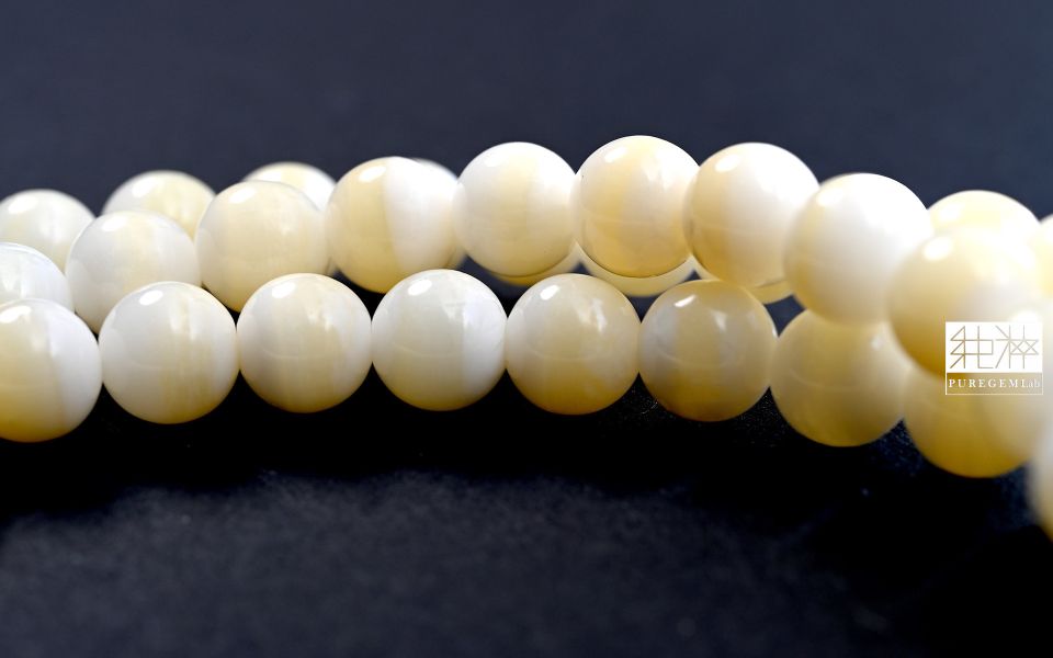 頂級殊勝金黃玉化硨磲108念珠 硨磲,金線硨磲,腰纏萬貫,玉化硨磲,金黃硨磲,一線天