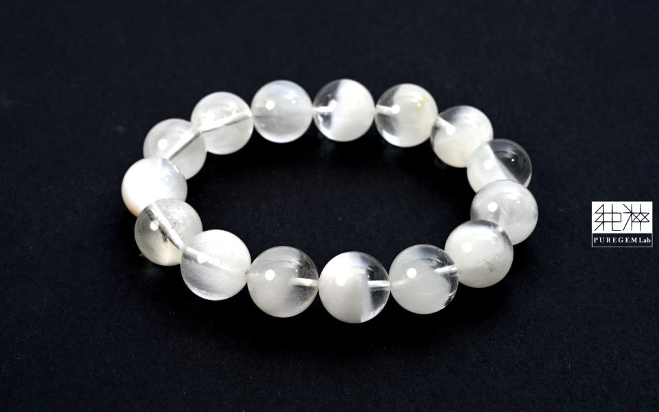 頂端高淨體高火光白兔毛髮晶手珠 髮晶,白髮晶,銀髮晶,白兔毛髮晶,Quartz with Inclusions