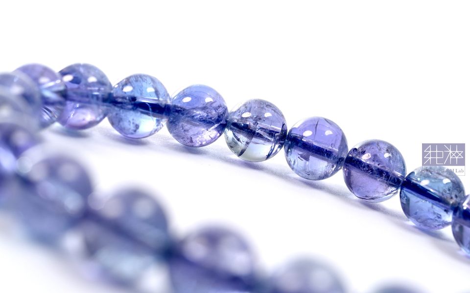 最美典藏 / 頂端透亮 Bluish Violet 藍紫丹泉石手珠 丹泉石,坦桑石