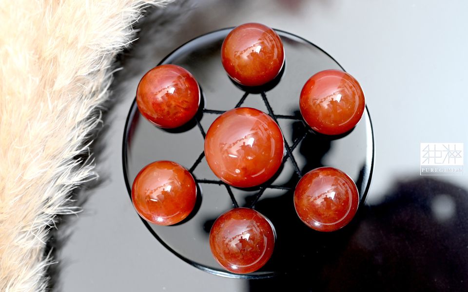 頂級天然濃郁紅兔毛髮晶黑曜盤七星陣 髮晶,紅髮晶,紅兔毛髮晶,Quartz with Inclusions