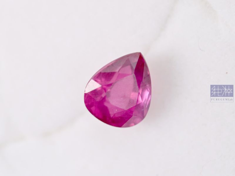 GUILD證 / 頂級天然無燒鴿血紅強螢光梨形明亮切割裸石 紅寶石,Ruby,剛玉,Corundum