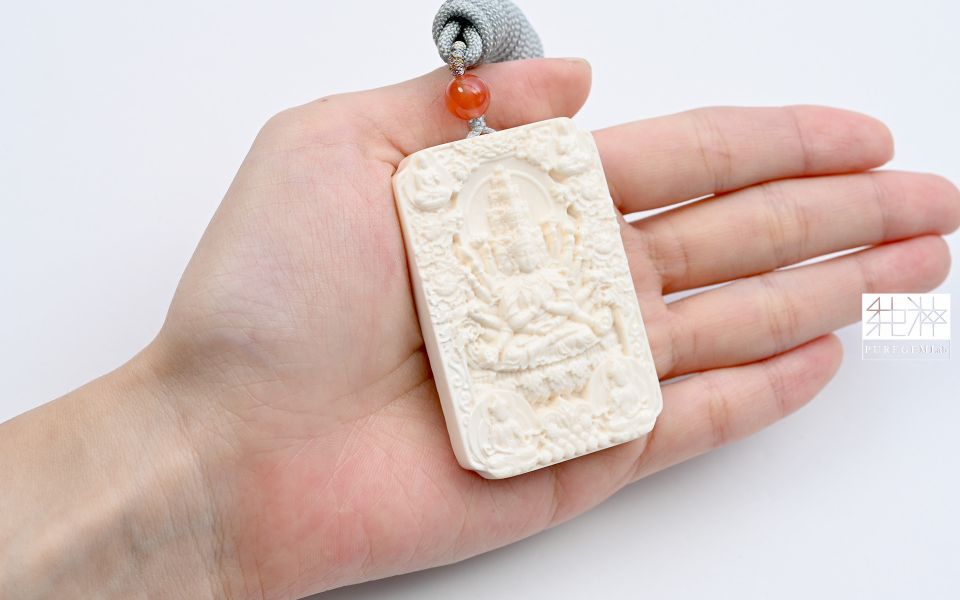 頂級稀有猛瑪象牙千手觀音雕件墜 猛瑪象牙,Mammoth Ivory,化石,象牙,西伯利亞,長毛象