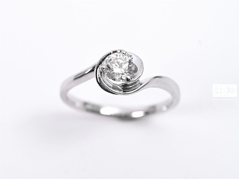 直播場 - GIA證 / 頂級天然 0.34ct 白鑽 F-VVS2 圓明亮琢型14K金鑽石戒 GIA證、白鑽、14K金、鑽石戒