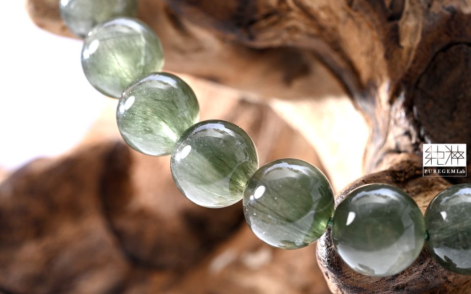 頂級天然抹茶濃綠色綠髮晶手珠 綠髮晶,綠兔毛髮晶,Quartz with Actinolite inclusions