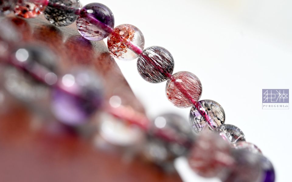 最高級別 / 頂級淨透版濃郁彩超七手珠 紫水晶,Amethyst,超七,Suber Seven,超七草莓,超七骨幹,三輪骨幹水晶,煙花超七,紫超七,黑超七,紅超七,毒液彼岸花水晶