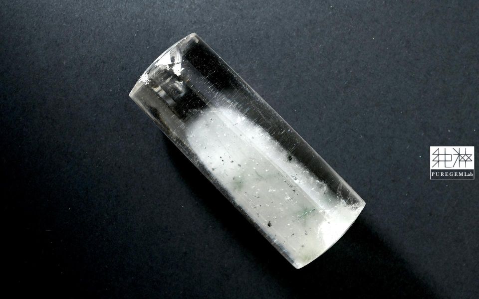 頂端天然稀有白兔毛共生綠幽靈金字塔圓章 髮晶,白髮晶,銀髮晶,白兔毛髮晶,Quartz with Inclusions