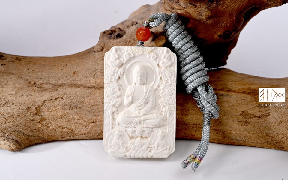 純粹寶石實驗室認證 / 頂級稀有猛瑪象牙大日如來觀音雕件墜 猛瑪象牙,Mammoth Ivory,化石,象牙,西伯利亞,長毛象