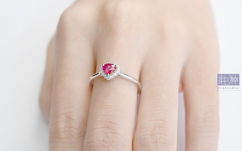 CGRL產地證 / 頂端天然無燒莫桑比克鴿血紅紅寶石18K金鑽戒 紅寶石,Ruby,剛玉,Corundum