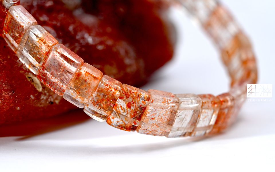 頂級淨透級太陽石細版手排 太陽石、日光石 Sunstone、阿魯沙太陽石、奧勒岡日光石