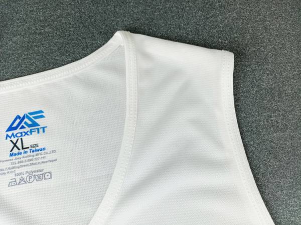 男圓領內搭背心/內搭衣/吸濕快乾《S-XL》 背心,內衣MaxFIT,吸濕排汗,台灣製造,襯衫內搭, 減少異味