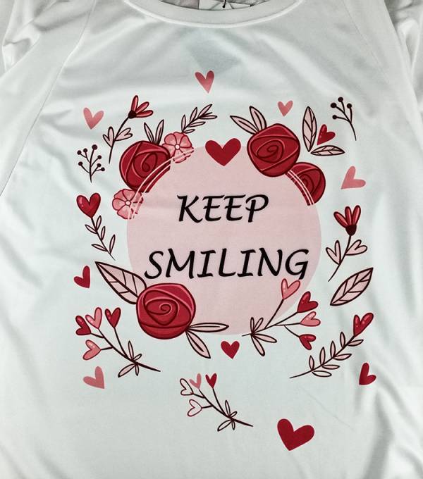 Keep Smiling白色長版開衩印花《短袖M-XL》 印花長版T恤MaxFIT,吸濕排汗,台灣製造